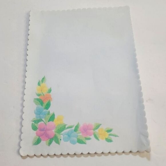 Vintage Pastel.Floral Ruffle Edge Stationary - Picture 1 of 8